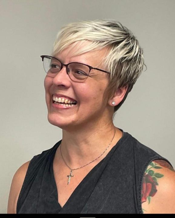 Beth Holdridge