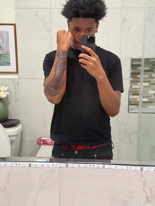 Niqwan Smith