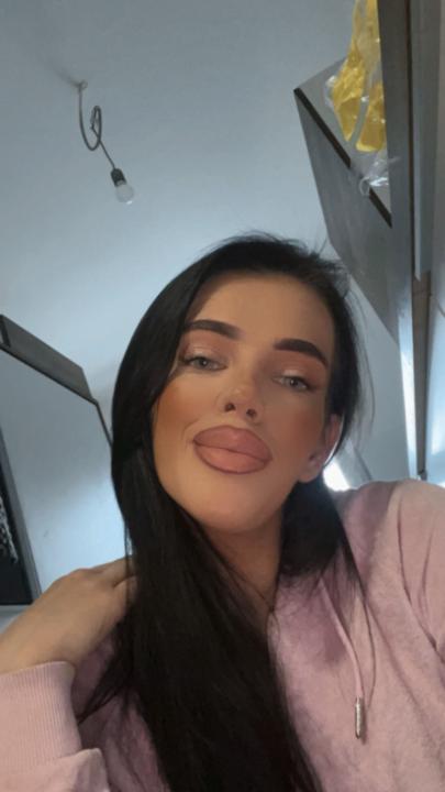 Egzona Ha
