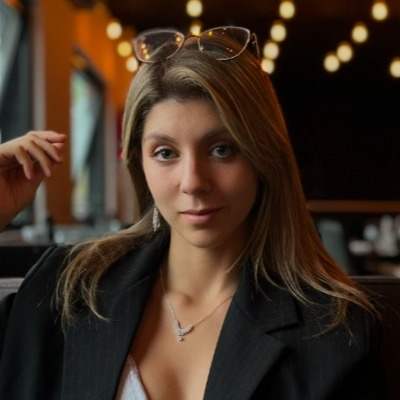 Silvina valeria Flores