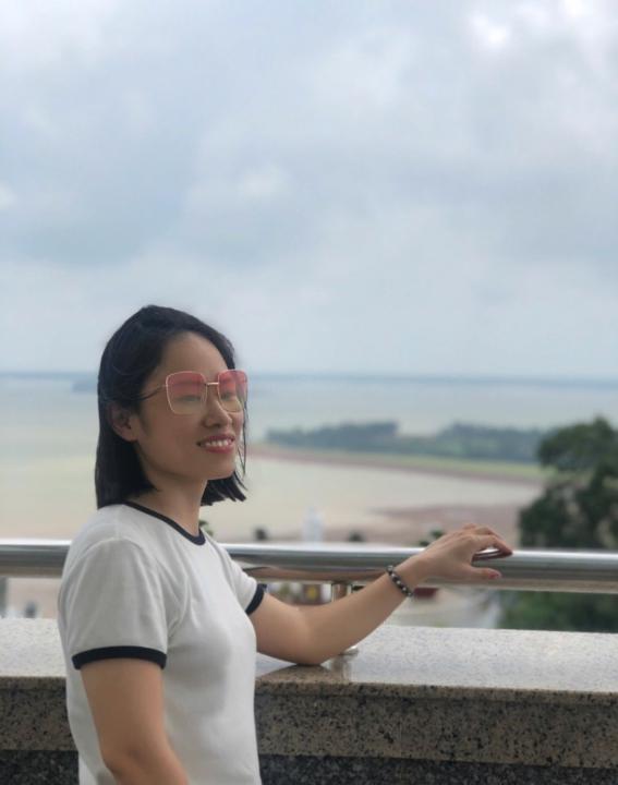 Cẩm Vũ