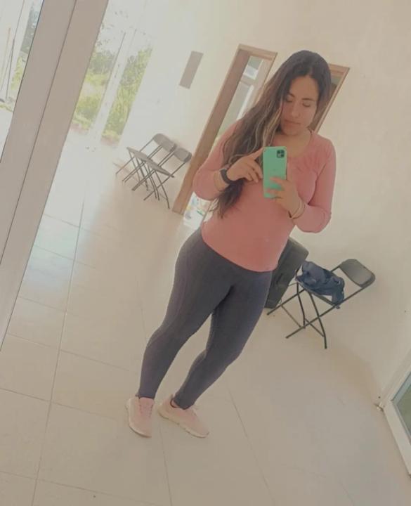 Vanessa de la vega Vanessa serranlo