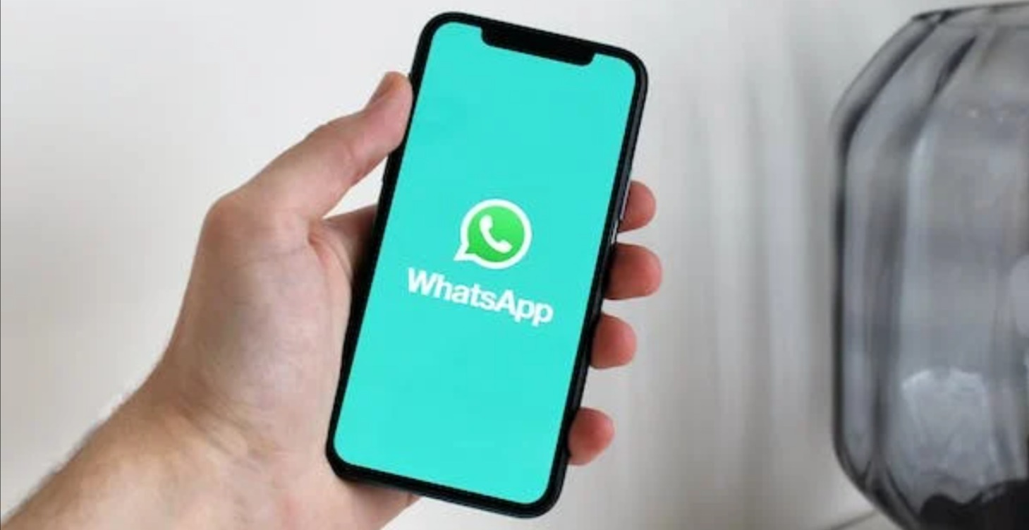 How To Network Virtually In WhatsApp Groups