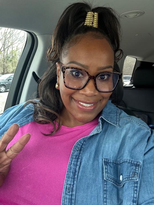 Leasha White