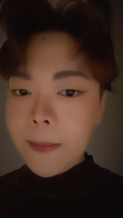 李 俊盈