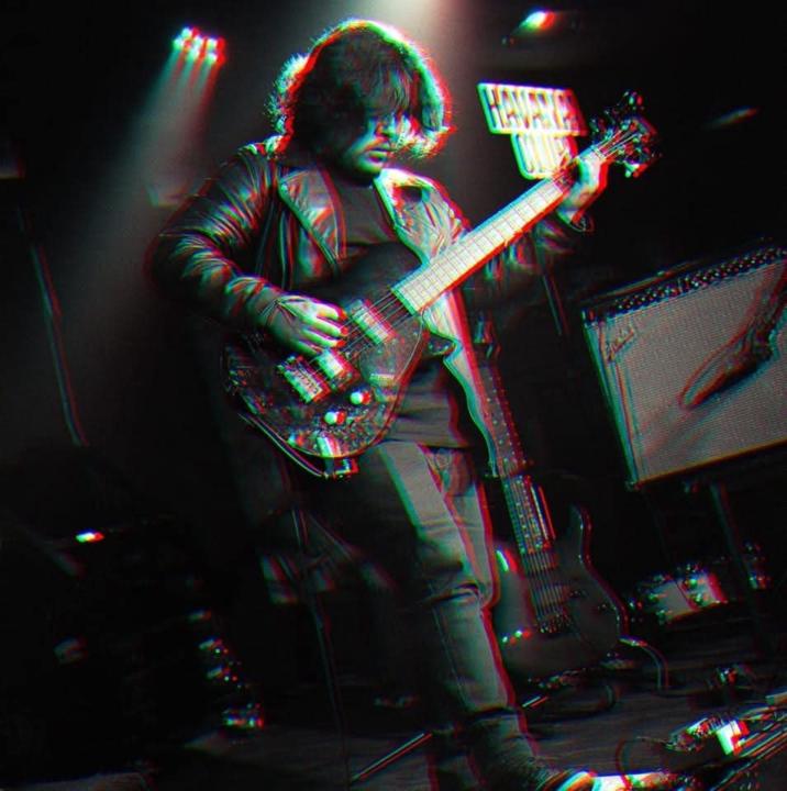 Adrian Irusta