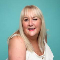 Yvonne Currie