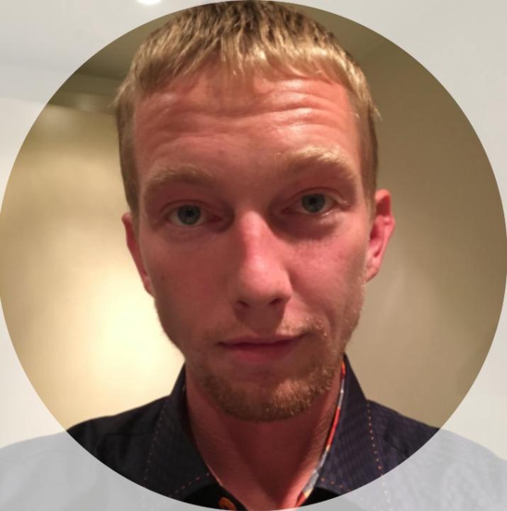 Asbjørn Munkholm Lausen