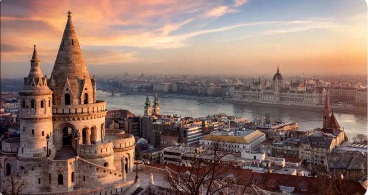 SafeSmile Hungary|Hospitality 