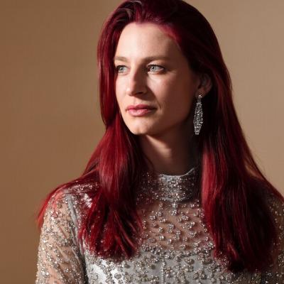 Ella Luna Digitalis - The Siren