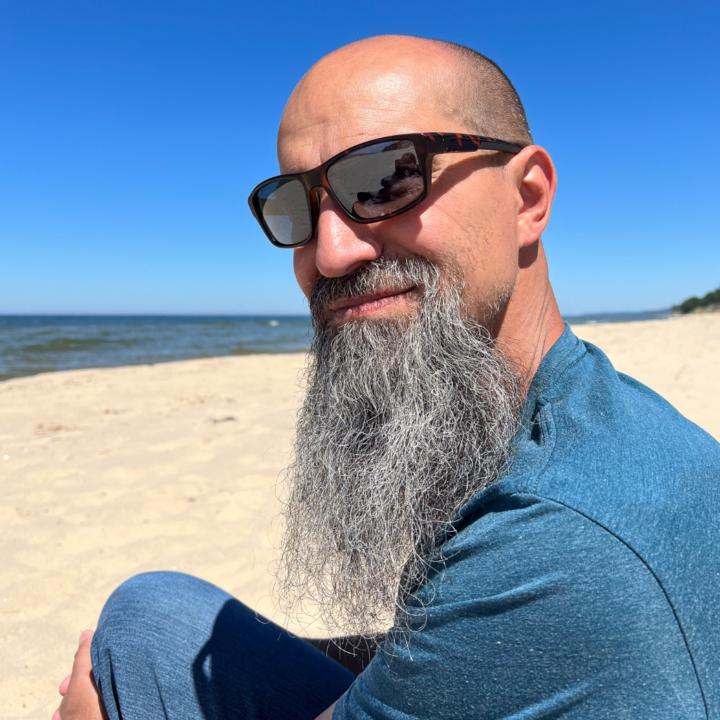 Mladen Erak