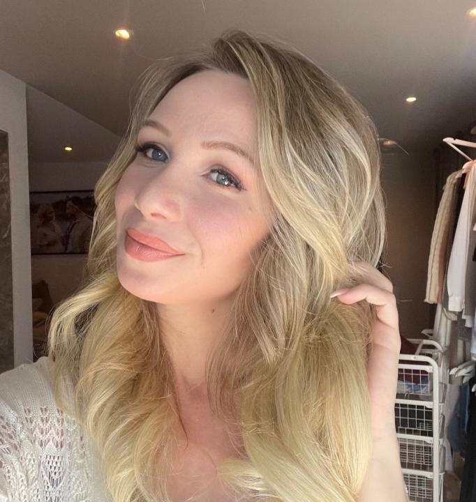 Charlotte Kendra