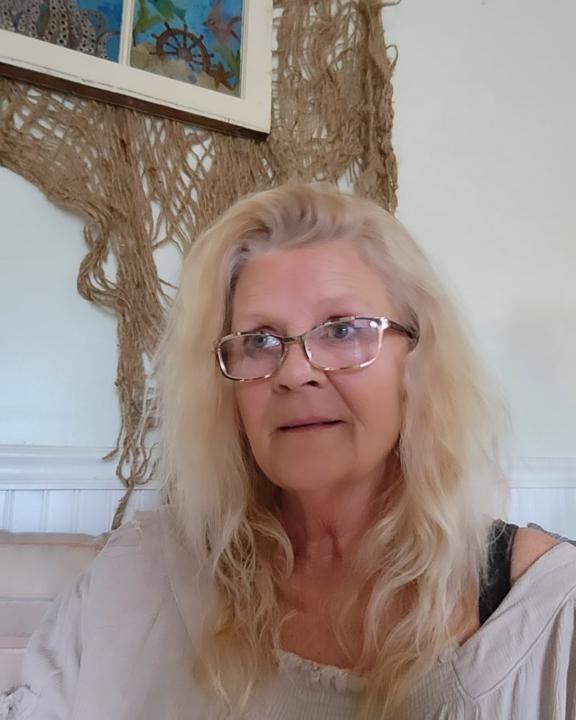 Tonya Bednar