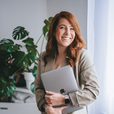 Tania Libre et Anonyme