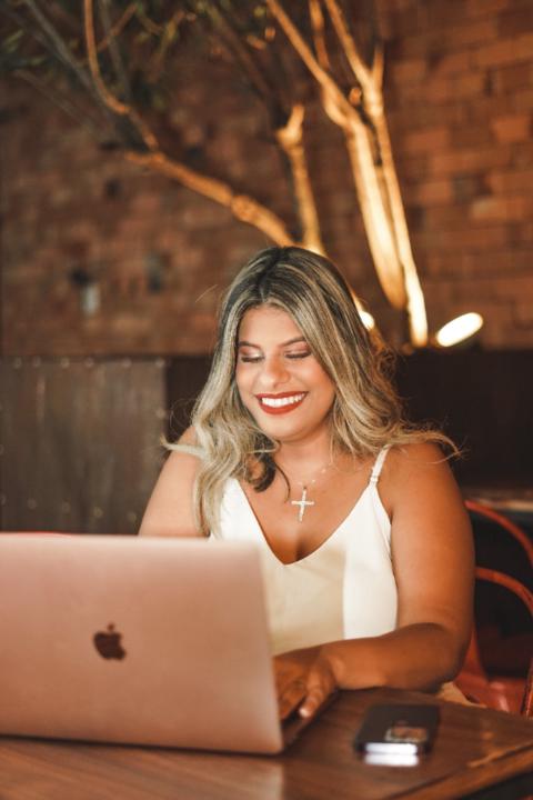 Leticia Vasconcellos