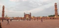 Nisaa Haq