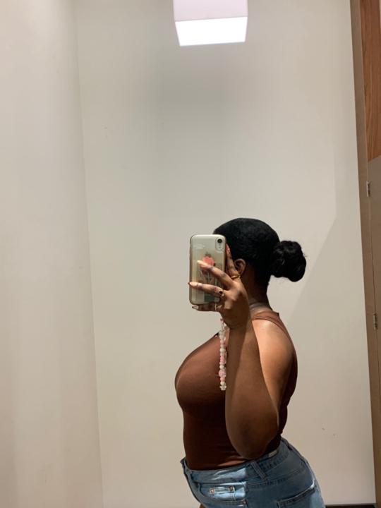 Angela Omeili