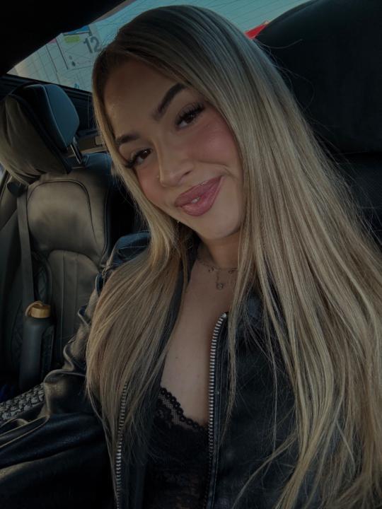 Veronika Vella