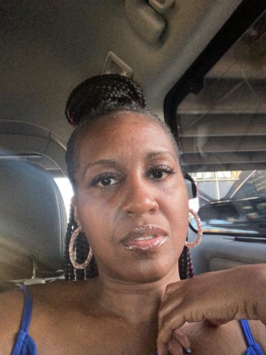 Akia Overton