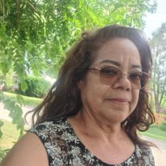 Julia Garcia roman