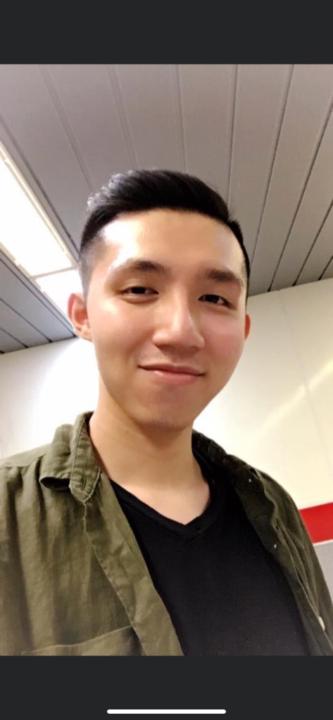 鄂 柏慶