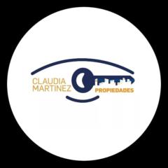 Claudia Martinez m