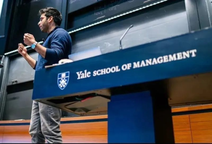 𝐁𝐮𝐢𝐥𝐝𝐢𝐧𝐠 𝐚𝐧 𝐄𝐥𝐢𝐭𝐞 𝐈𝐧𝐯𝐞𝐬𝐭𝐦𝐞𝐧𝐭 𝐁𝐚𝐧𝐤𝐢𝐧𝐠 𝐁𝐫𝐚𝐧𝐝: 𝐖𝐡𝐚𝐭 𝐈 𝐓𝐨𝐥𝐝 𝐚 𝐒𝐭𝐮𝐝𝐞𝐧𝐭 𝐚𝐭 𝐘𝐚𝐥𝐞