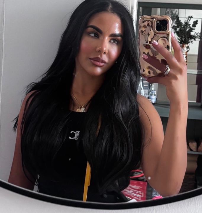 Mia Dacosta