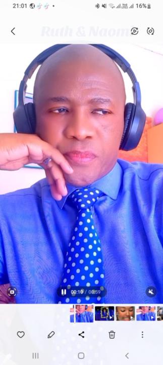 Tshepang Phosholi