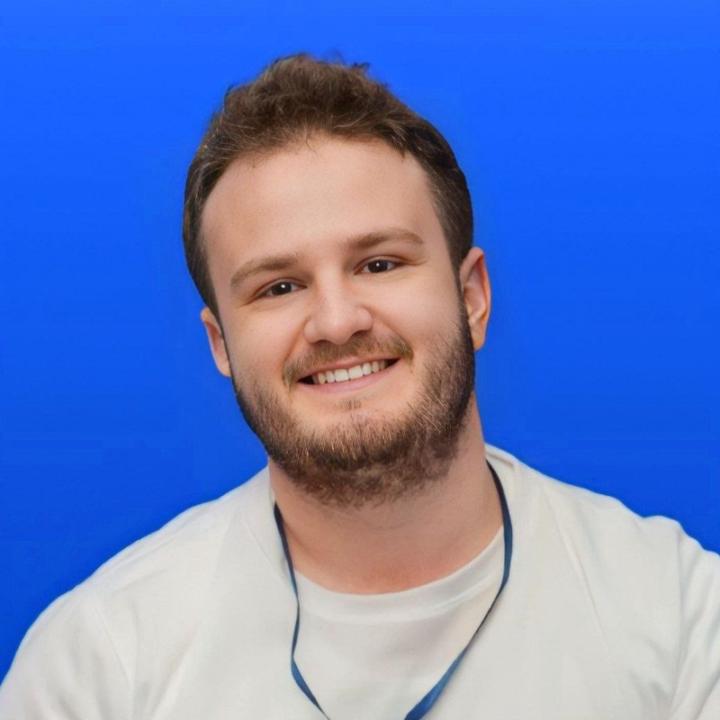 Naser Dakhel