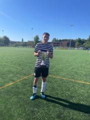 𝑇𝑎𝑦𝑙𝑜𝑟 シ