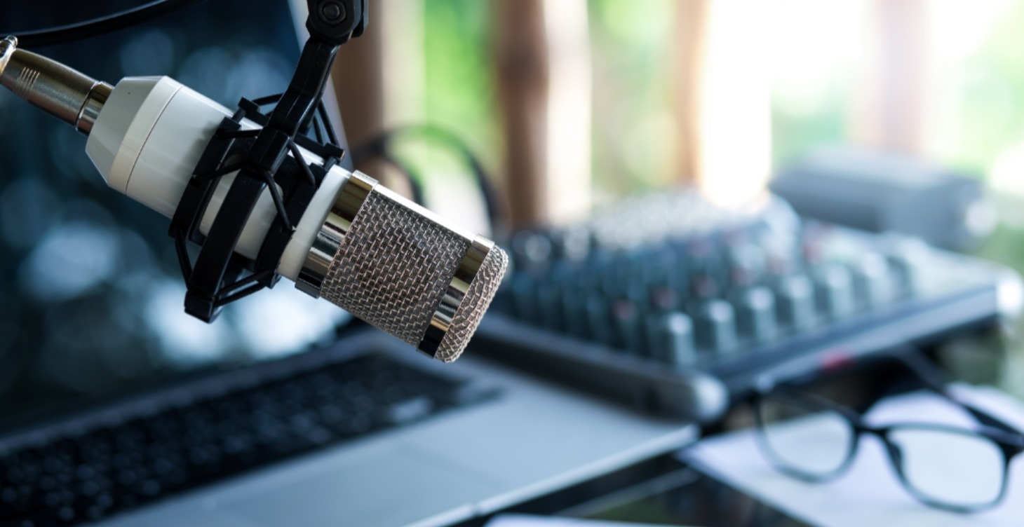 🎙️ Podcasts