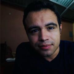 Carlos Alvarez