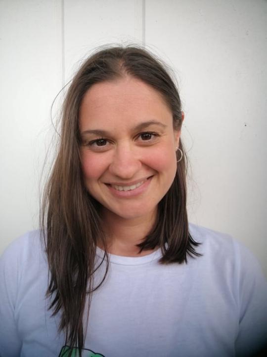 Elisa Correa Broander