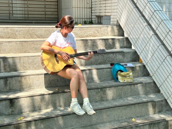 歆怡 張