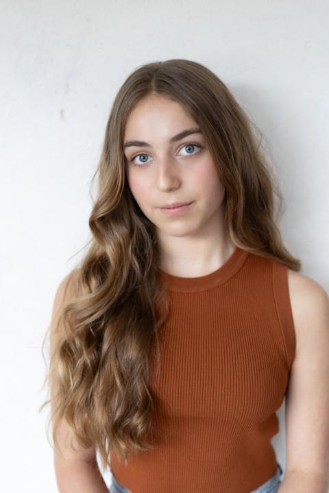 Lola Turnbull