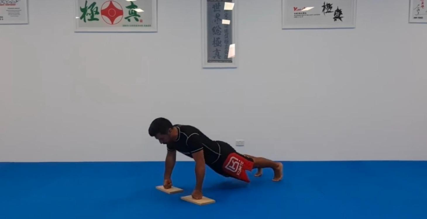 KUMiTEFIT - Push Up Set - FREE