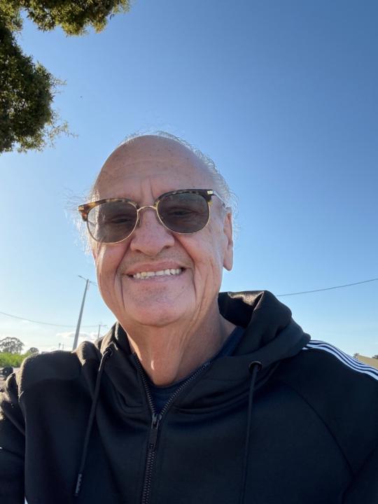 Lucien Moons
