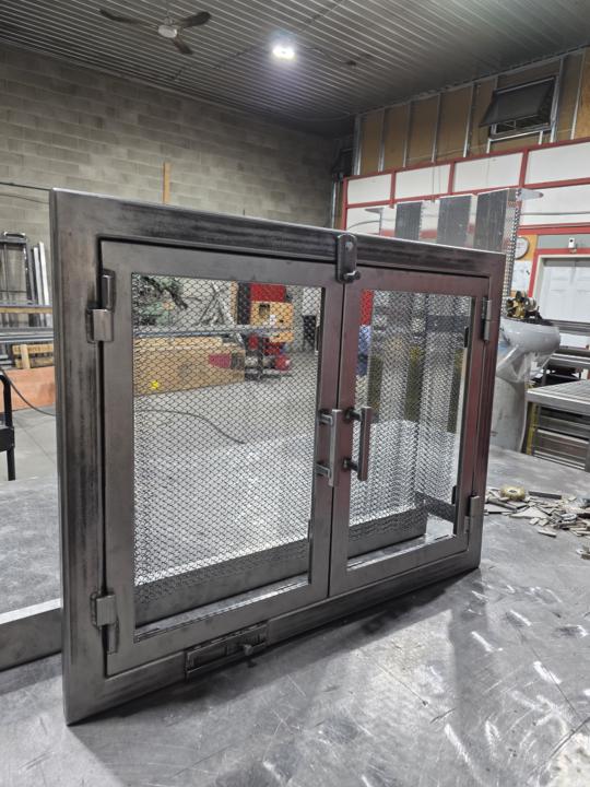 Fireplace door , porte de foyer