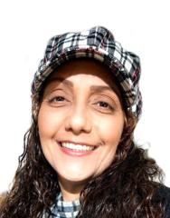 מעין זך- עובד