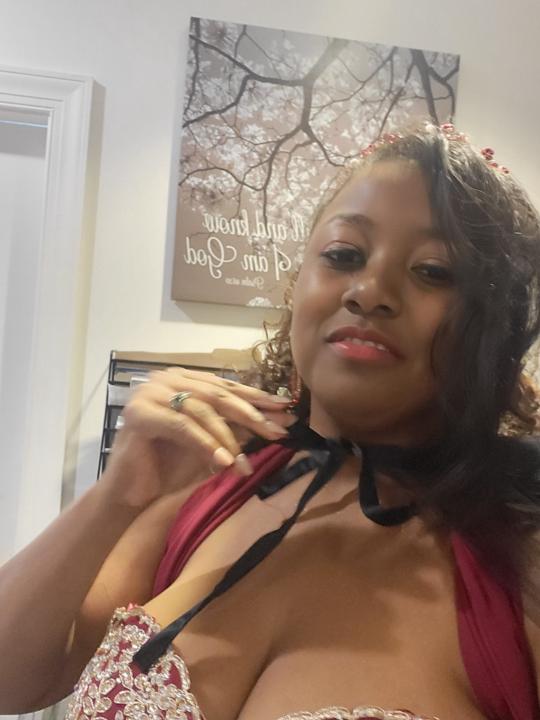 Dominique Harris