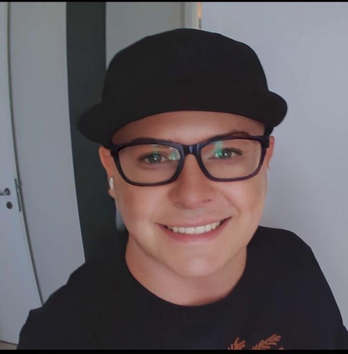 Brett Ray