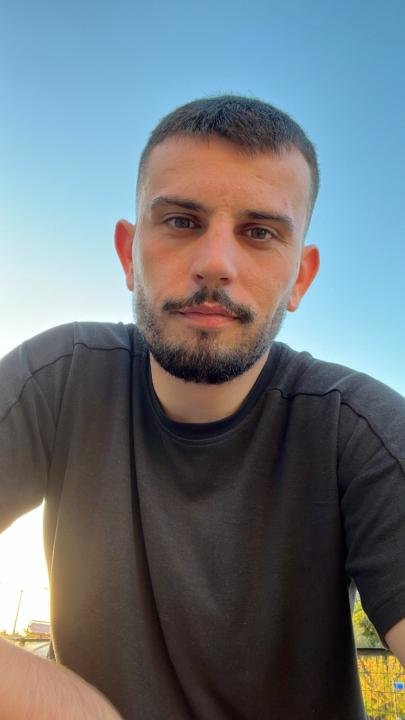 Esmer Seitlli