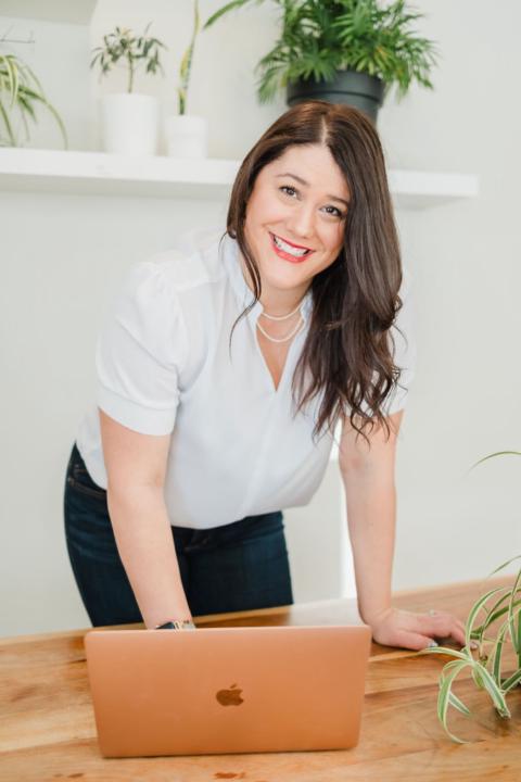 Amy Thomas