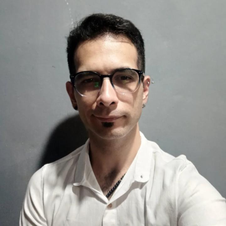 Axel González