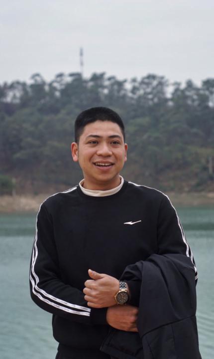 Hoàng Tuấn