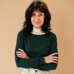 Anita E Crist