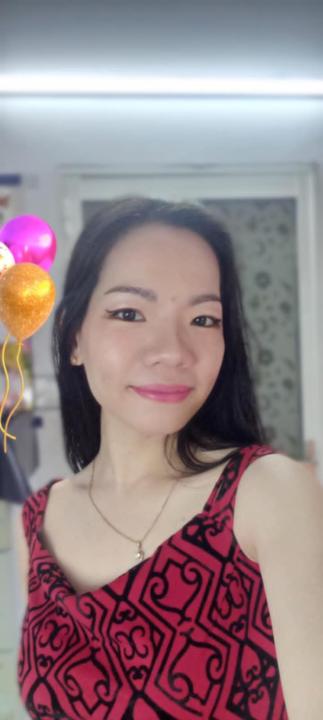Tuyết Lê