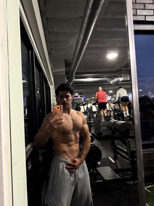 Isaac Gaytan