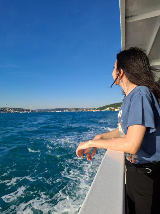 Ayse B